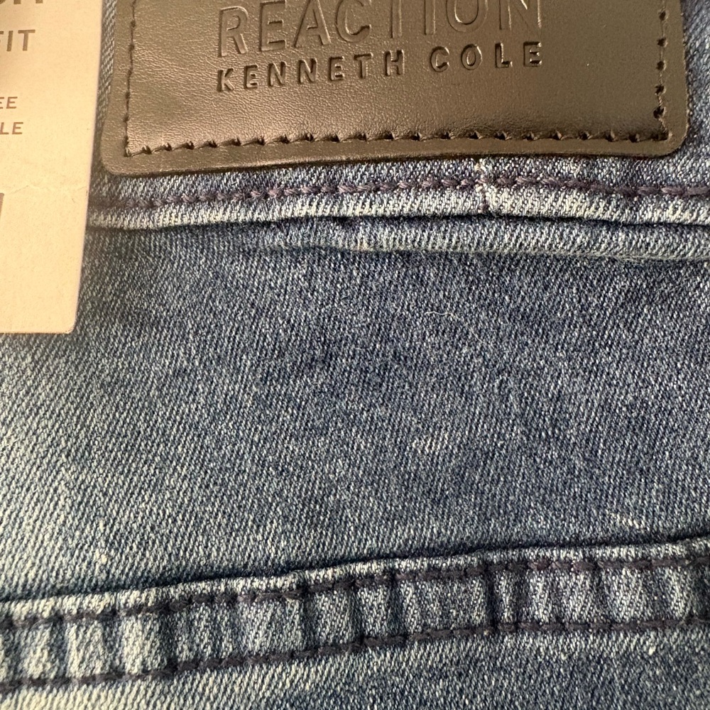 Kenneth Cole Men's Regular Fit Distressed Denim Jeans - Picture 8 of 9